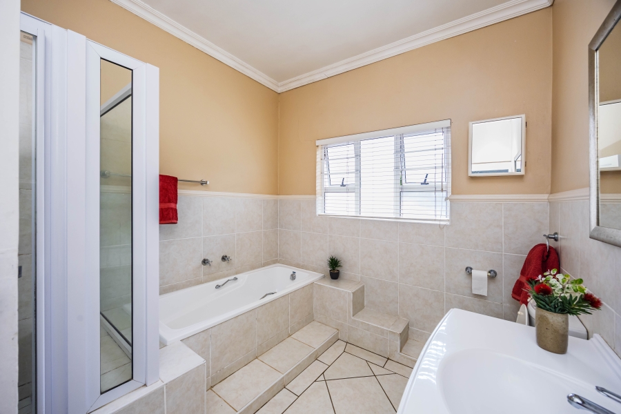 4 Bedroom Property for Sale in Vincent Eastern Cape